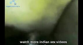 Amatör Porno ile Hintli Çiftin Yeni Yıl Gecesi 3 dakika 10 saniyelik