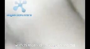 దేశీ మిల్ఫ్ పోర్న్ వీడియోలో తన వక్షోజాలను హస్త ప్రయోగం చేస్తుంది 2 మిన్ 50 సెకను
