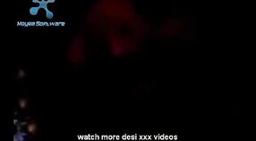 Desi Milf van Banglore krijgt ondeugend in HD Video 1 min 50 sec