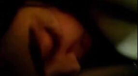 देसी भाभी रुबी एचडी अश्लील व्हिडिओमध्ये उतरली 0 मिन 50 सेकंद