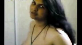 भारतीय सेक्स व्हिडिओमध्ये मिल्फ आणि मिल्फ 7 मिन 50 सेकंद