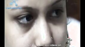 Desi meisje Sara Khan ' s schandaal in Amateur porno 0 min 40 sec