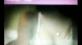 Amateur Desi Girl's Webcam Show 1 min 40 sec