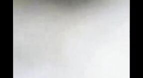 দেশি মেয়েরা এই অপেশাদার ভিডিওতে তাদের যৌনতা অন্বেষণ করে 6 মিন 20 সেকেন্ড