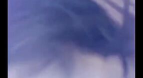 அமெச்சூர் ஆபாச வீடியோவில் இந்திய காதலியின் புண்டை நெருக்கமாகிறது 2 நிமிடம் 10 நொடி