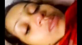 Un petit ami indien baise une jolie petite amie adolescente Desi 0 minute 0 sec