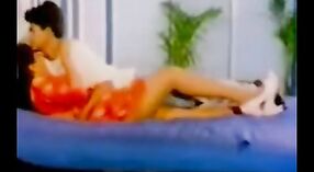 Sexroutine im Schlafzimmer von Desi-Mädchen 0 min 0 s