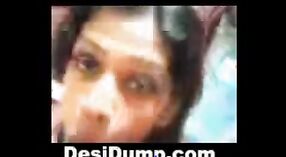 Bocah-bocah wadon Desi Shaila Nair ing amatir porno video 2 min 10 sec
