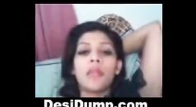 Bocah-bocah wadon Desi Shaila Nair ing amatir porno video 0 min 40 sec