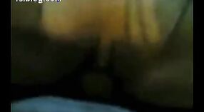 Горячая иранская милфа трахается со своим парнем в горячем обнаженном MMS-видео! 3 минута 00 сек