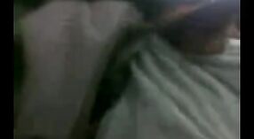 Video Porno India Sing Nampilake Bocah-Bocah Wadon Poojari Desi 3 min 40 sec