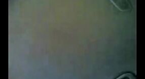 দেশি গার্লস'র অপ্রত্যাশিতভাবে পর্ন ভিডিওতে বন্দী 2 মিন 30 সেকেন্ড