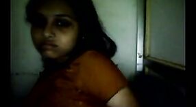 Desi dziewcząt w indyjski seks wideo: a Mamuśki ' S przyjemność 3 / min 40 sec
