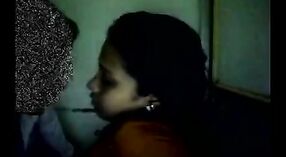 印度性爱视频中的desi女孩：摩洛伊斯兰解放阵线的乐趣 5 敏 00 sec