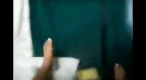 ಭಾರತೀಯ ಸೆಕ್ಸ್ ಚಿತ್ರ ತನ್ನ ಸೋದರಸಂಬಂಧಿ ಸಹೋದರ ಒಂದು ಬಿಸಿ ಬೆಡಗಿ ಒಳಗೊಂಡ 0 ನಿಮಿಷ 40 ಸೆಕೆಂಡು
