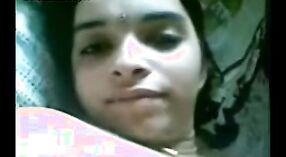 Videos de Sexo Indio: Recepción Amateur de Desi Milf Kusum 0 mín. 40 sec