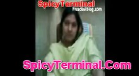 Indian Sex Movie: Horny Doctor Fingering 0 min 0 sec