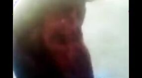భారతీయ సెక్స్ వీడియోలు: అరబ్ పసికందు ఎడారిలో ఇబ్బంది పడుతుంది 1 మిన్ 20 సెకను