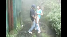 देसी लड़कियों का आनंद ले रहे सेक्स बारिश में 4 मिन 00 एसईसी