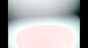 দেশি গার্ল নীলা তার প্রেমিকের উপর চড়েছে 2 মিন 50 সেকেন্ড