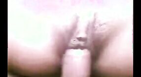 भारतीय अश्लील वीडियो की विशेषता एक तंग लड़की की योनि 4 मिन 50 एसईसी