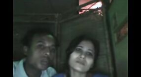 데시 여자 방글라데시에서 키스 패스트 푸드 2 0 최소 0 초