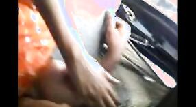 ಭಾರತೀಯ ಸೆಕ್ಸ್ ವೀಡಿಯೊಗಳು: ಕಾರಿನಲ್ಲಿ ಚುಂಬಿಸುವ ದೇಸಿ ಹುಡುಗಿಯರ ಜೋಡಿ 0 ನಿಮಿಷ 40 ಸೆಕೆಂಡು