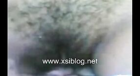 இந்திய செக்ஸ் வீடியோக்கள்: ஒரு காட்டு மொபைல் ஊழலில் மேக்னா, ராஞ்சி பெண் 6 நிமிடம் 20 நொடி