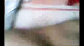 அமெச்சூர் ஆபாச வீடியோவில் தேசி பெண் தனது காதலனால் ஏமாற்றப்படுகிறாள் 0 நிமிடம் 0 நொடி