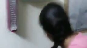 Ấn độ tình dục video featuring một đại học tuổi teen cô gái với nhỏ tits 2 tối thiểu 40 sn