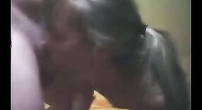 شقراء جبهة مورو الإسلامية للتحرير يحصل مارس الجنس من قبل اثنين من أصدقائه في هواة الفيديو الاباحية 2 دقيقة 20 ثانية