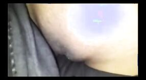デジのガールフレンドは、このアマチュアポルノビデオで彼女の唇を伸ばして乳首を伸ばします 0 分 50 秒
