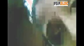 मैदानी घोटाळ्यात मल्लू मुली असलेले भारतीय सेक्स व्हिडिओ 1 मिन 00 सेकंद