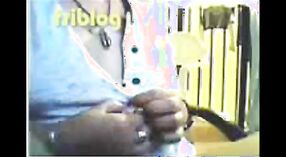 فيديوهات جنسية هندية تعرض (بهابي) ذات الصدر الضخم 3 دقيقة 30 ثانية