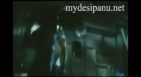 Desi女孩在行动：印度色情影片 1 敏 00 sec