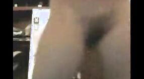 Le premier chat nu de Desi college girl sur skype avec une vidéo amateur 3 minute 20 sec