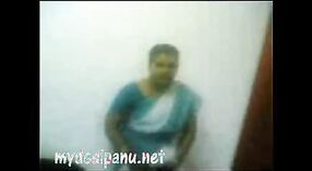 Amatir India Seks Video-Kesenengan Pokok 2 min 00 sec
