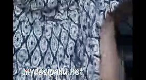 Indische milfs in 69 Aktion in diesem amateur-porno-video 1 min 00 s