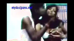भारतीय अश्लील व्हिडिओमधील देसी मुली - अंतिम आनंद 1 मिन 20 सेकंद