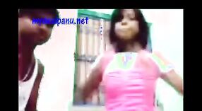 भारतीय अश्लील व्हिडिओमधील देसी मुली - अंतिम आनंद 3 मिन 40 सेकंद