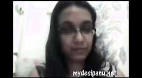 Indyjski seks wideo z udziałem Delhi student medycyny Nilam 7 / min 00 sec
