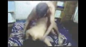 देसी लड़की द्वारा गड़बड़ हो जाता है रूममेट में शौकिया अश्लील वीडियो 2 मिन 40 एसईसी