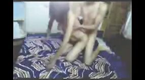 देसी लड़की द्वारा गड़बड़ हो जाता है रूममेट में शौकिया अश्लील वीडियो 3 मिन 40 एसईसी