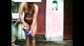 Дези девушки в бане Раджастхани развратничают в горячем ММС видео 2 минута 10 сек