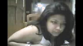 Desi Girls Webcam Queen: Una experiencia Sensual en HD 3 mín. 50 sec