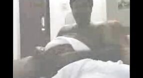 देसी नौकरानी एमएमएस वीडियो उसके मालिक के साथ 0 मिन 0 एसईसी