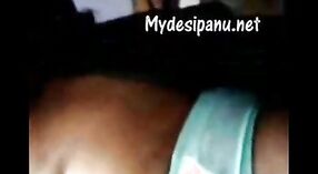 Video seks India yang menampilkan Samprikta, seorang gadis telegu yang memperlihatkan asetnya di kamera 4 min 40 sec