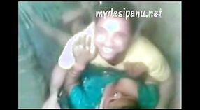 パンジャブ語のバビをフィーチャーしたインドのセックスビデオは2人の男に犯されます 5 分 20 秒