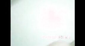 ಕೋಲ್ಕತ್ತಾದಲ್ಲಿ ರೊಸೊಗೊಲ್ಲಾ ರೂಪಾಲಿ ಅಭಿನಯದ ಭಾರತೀಯ ಅಶ್ಲೀಲ ಚಿತ್ರ 3 ನಿಮಿಷ 20 ಸೆಕೆಂಡು