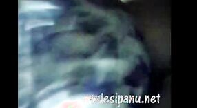 Милфа Дези с огромными сиськами обнажается в любительском видео 5 минута 20 сек